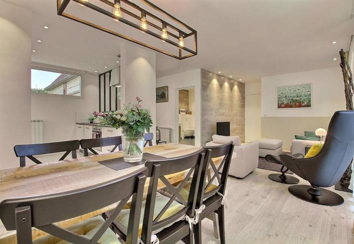 Gîte pour 2 personnes, avec jardin et piscine dans Bernaville