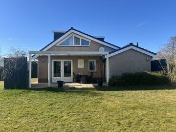 Ferienhaus für 5 Personen, mit Garten und Terrasse, mit Haustier in Friesland