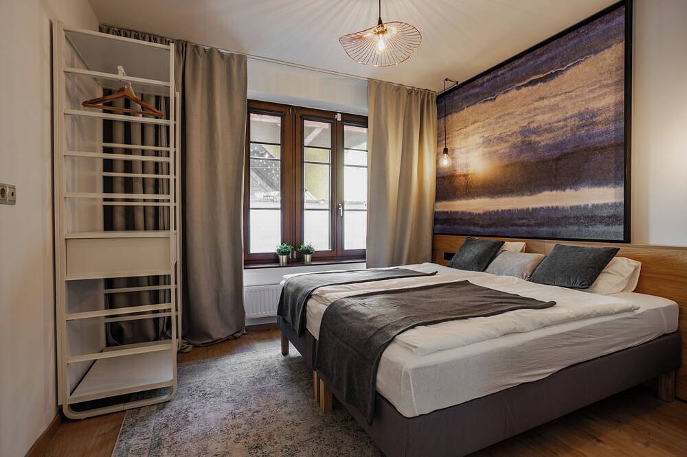 Ganze Wohnung, Exclusive 2-bedroom apartment with Ac and private garden in Pécs in Pecs, Kleingebiet Fünfkirchen