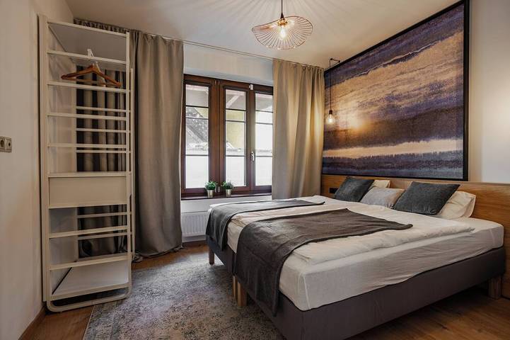 Ganze Wohnung, Exclusive 2-bedroom apartment with Ac and private garden in Pécs in Pecs, Kleingebiet Fünfkirchen