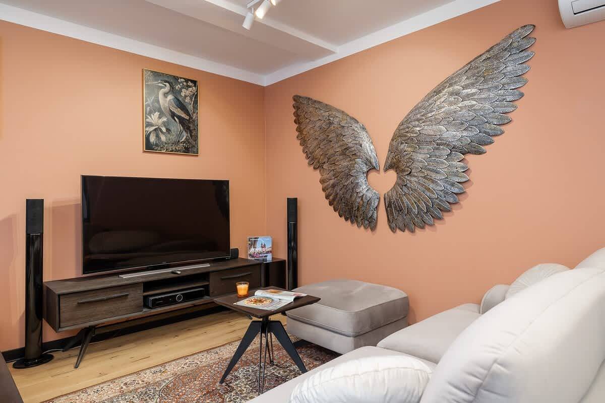 Entire apartment, Pl. Bawół 6 | Kraków | Air-Conditioned Apartment | Parking in Kazimierz, Cracow