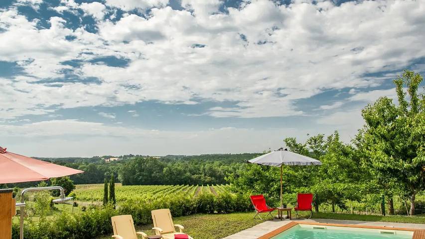 Location de vacances pour 8 personnes, avec jardin et piscine à Monbazillac - 2