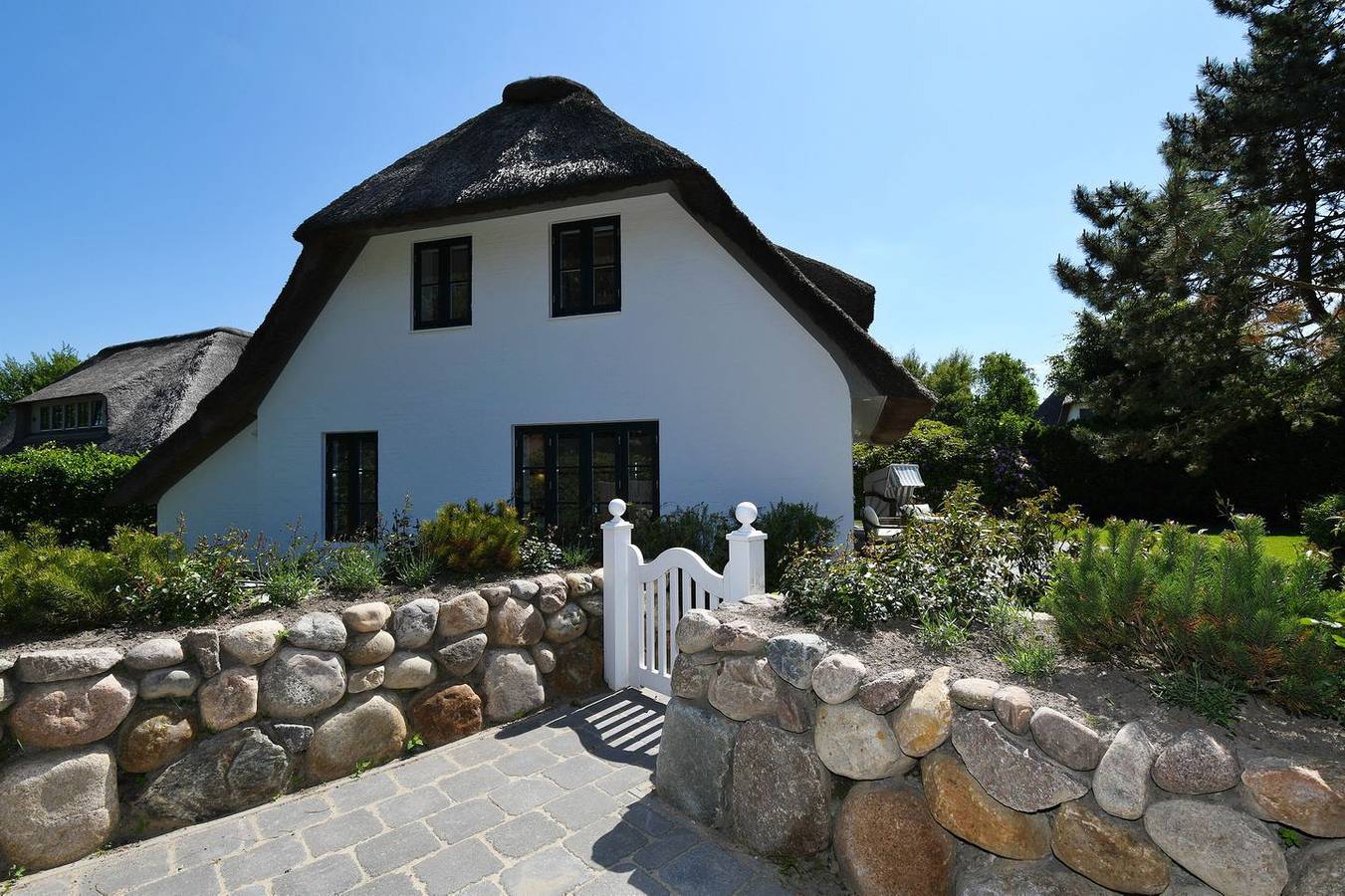 Luxuriöses Ferienhaus "Spo-Glück" - Urlaub unter Reet für 6 Personen mit Garten in St. Peter-Ording, Eiderstedt