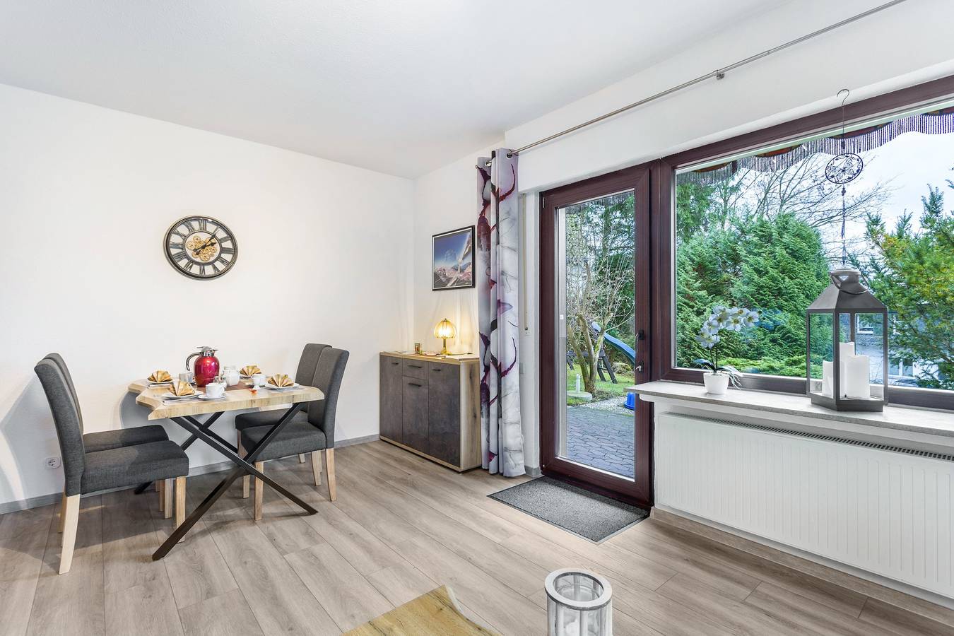Apartamento entero, Apartamento 'Astrid' con terraza privada, jardín y Wi-Fi en Sundern in Langscheid (Sorpesee), Sundern