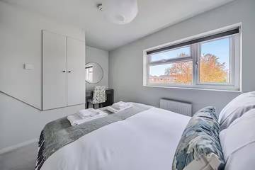 Glamping for 6 People in Oxford, Oxfordshire, Photo 2