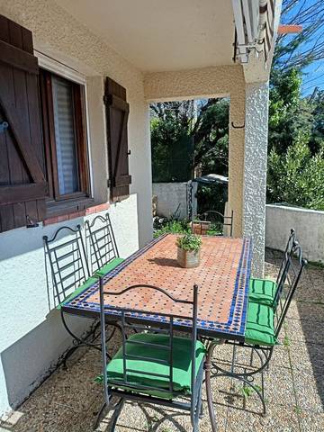 Gîte pour 6 personnes, avec terrasse et jardin à Carnoux-en-Provence