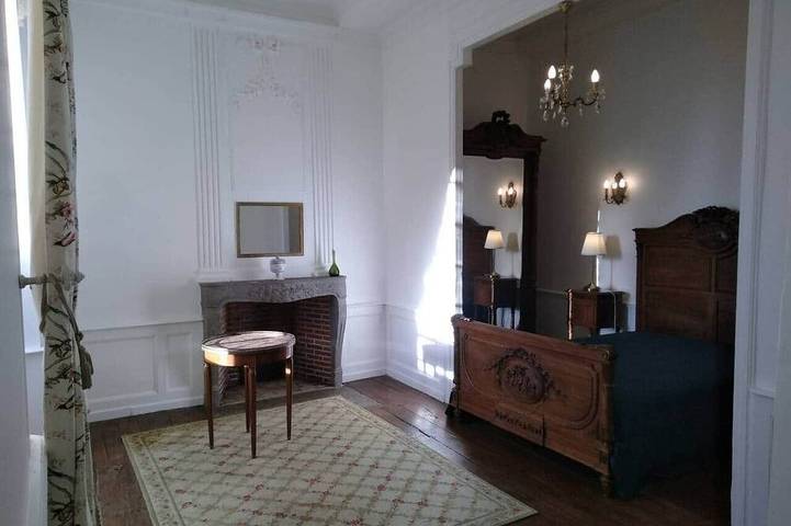 Location de vacances pour 25 personnes, avec piscine et balcon à Artonne - 3