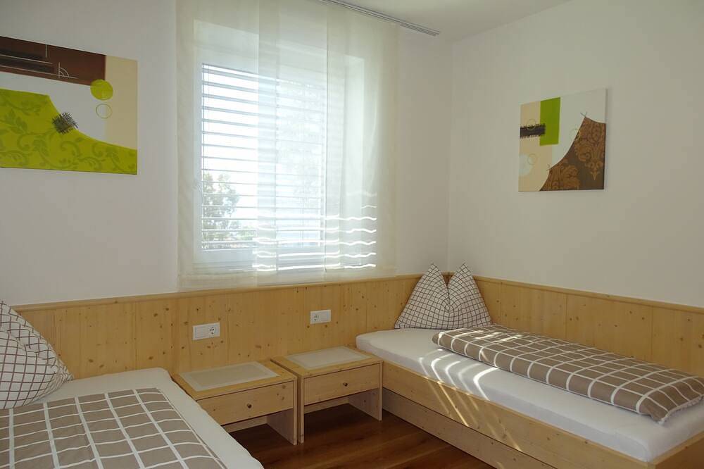 Ganze Wohnung, Traumwohnung, ruhige Lage, viel Sonne, schöner Garten, Wandergebiet, Knottenkino in Hafling, Sarntaler Alpen