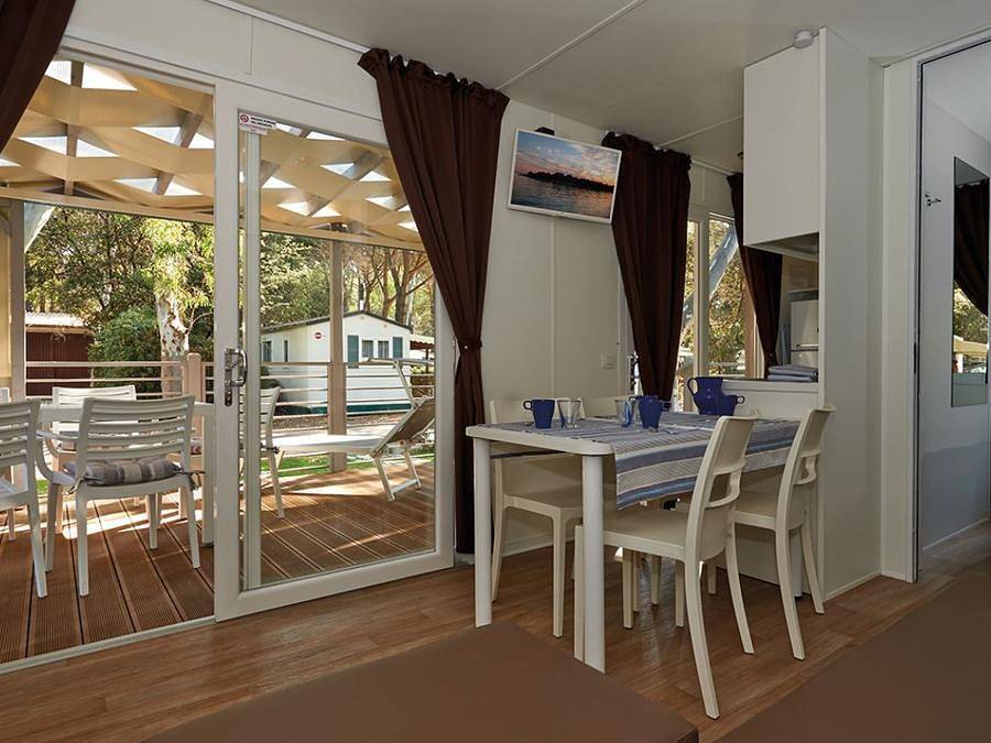 Camping Villaggio Baia Domizia - Mobilheim 6 personen - Maxi Wohnwagen Capri in Sessa Aurunca, Caserta Provinz