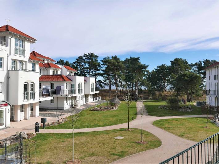 Ferienwohnung für 2 Personen, mit Terrasse und Pool sowie Sauna in Baabe