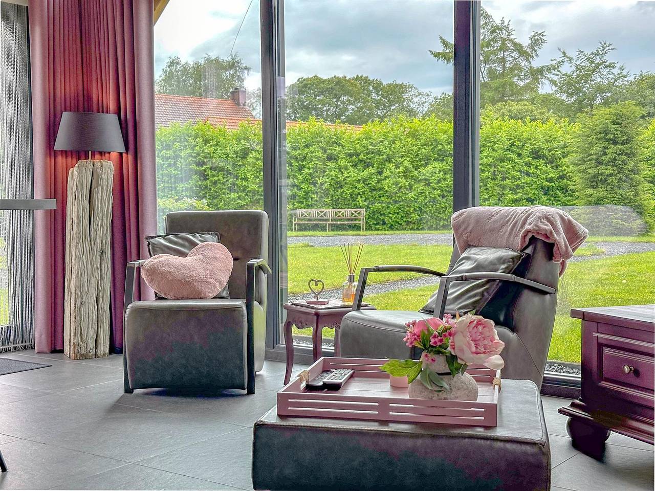 Romantische Villa voller Luxus und Komfort
 in Alphen, Nordbrabant