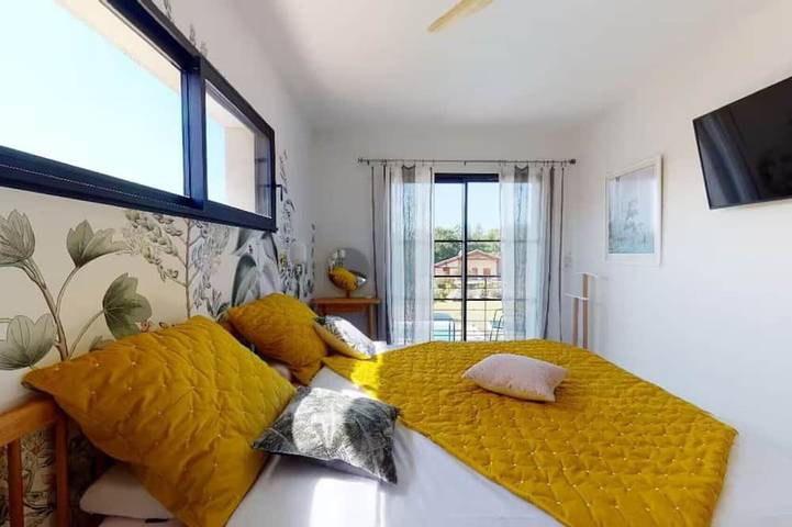 Chambre d’hôte pour 2 personnes, avec piscine et jardin dans Lac de Biscarrosse