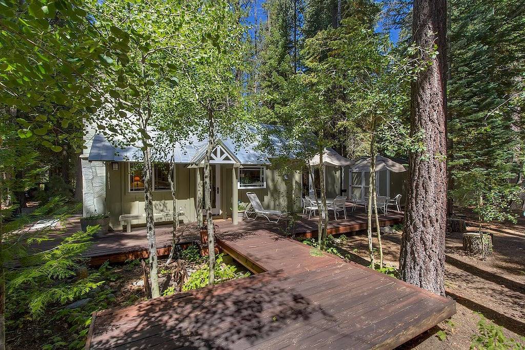 Sunnywood: 1 Schlafzimmer, 1 Badezimmer Hütte / Bungalow in Tahoma, Schlafmöglichkeiten für 4 in Tahoma, El Dorado County