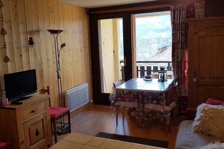Ganze Wohnung, Große Studio-Hütte mit herrlichem Blick auf die Berge in Vallouise, Nationalpark Écrins