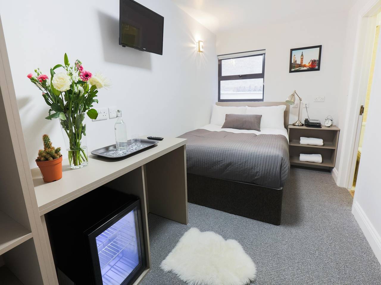 Geheel appartement, Belvilla Ilford Hill Hotel London Standard Double in Redbridge, Londen