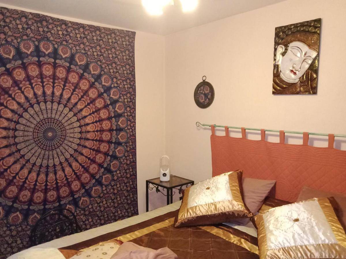 Chambres d'hôtes 25 M2 privé , parking , jardin, piscine, spa, barbecue Ruoms in Ruoms, Ardèche