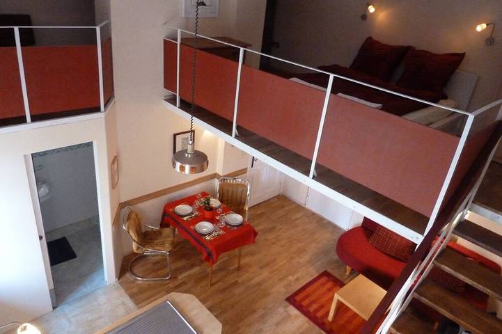 Ferienwohnung für 4 Personen, mit Terrasse und Garten in Friedrichshain Berlin