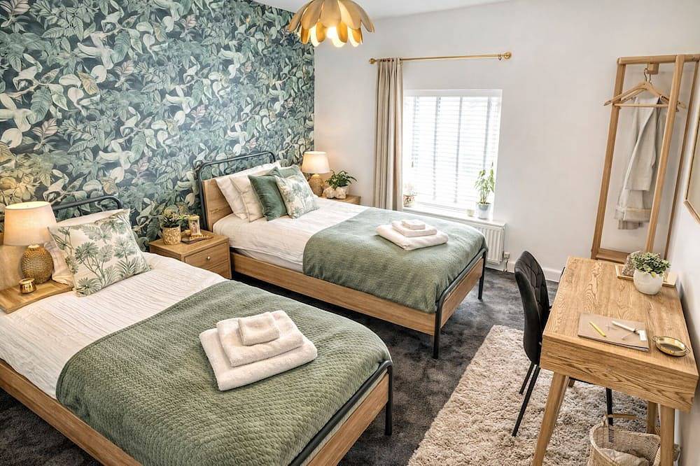 The Old Butchers Cottage - Hot tub & Pet Friendly in Matlock, Derbyshire