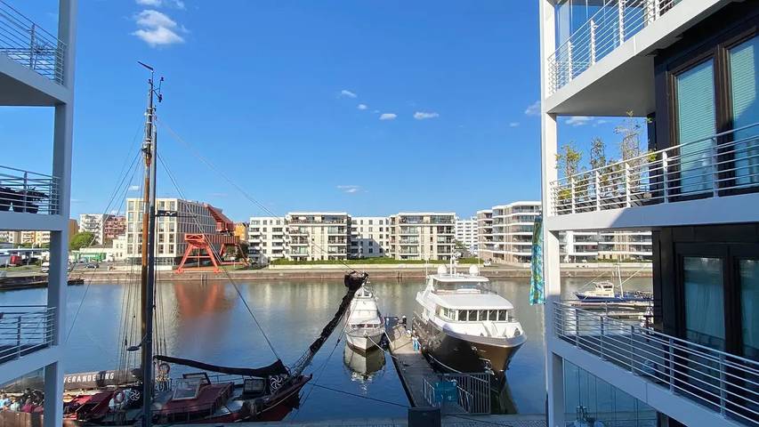 Ferienwohnung für 4 Personen, mit Balkon, mit Haustier rund um die Havenwelten