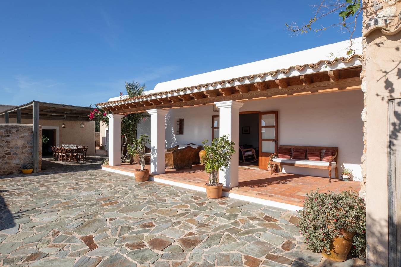 Lujosa villa "Can Mariano" con piscina, amplio jardín, aire acondicionado y Wi-Fi in Sant Josep de sa Talaia, Ibiza Sur