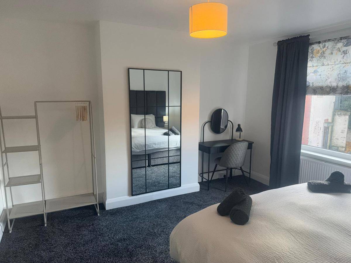 Two-Bedroom House in Barnsley, South Yorkshire