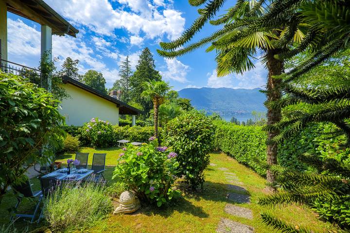 Ferienhaus für 6 Personen, mit Garten und Balkon sowie Pool und Seeblick am Lago Maggiore - 3
