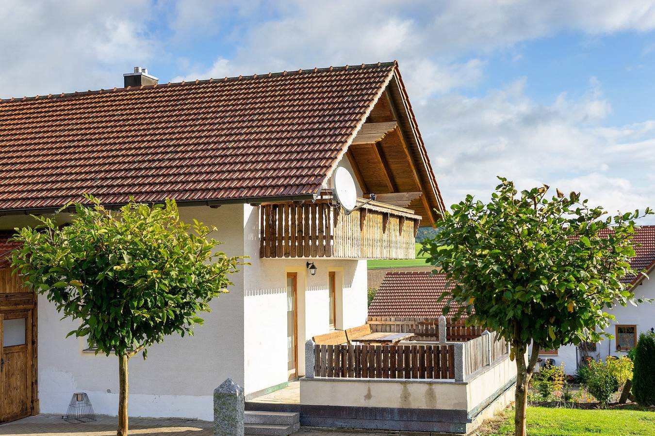 Casa de vacaciones "Ferienhäusl" con vistas a la montaña, terraza privada y Wi-Fi in Eschlkam, Baviera Oriental