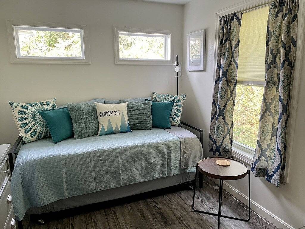 Lakefront Newly Renovated 3 Bedroomwith Easy Access to Acadia, Mdi and Schoodic in Ellsworth, Hancock County