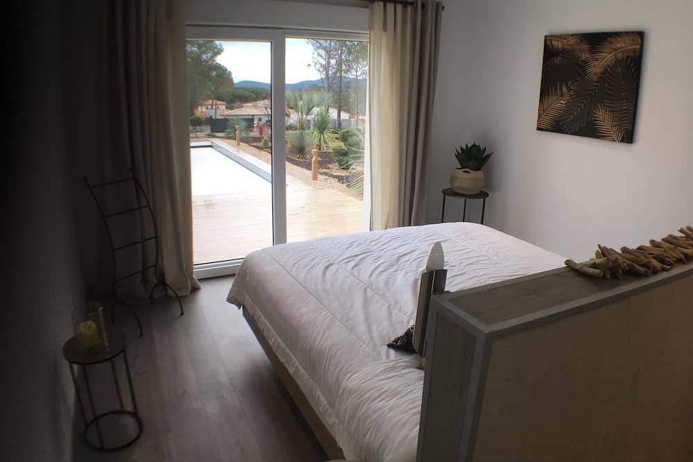 Villaparadise83 ... una magnífica villa con piscina climatizada in Bagnols-en-Forêt, Region de Draguignan
