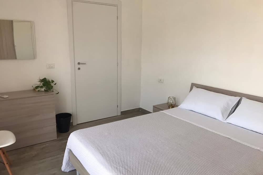 Entire apartment, Domus127 | Apartment + terrace in Pompei, Naples Province