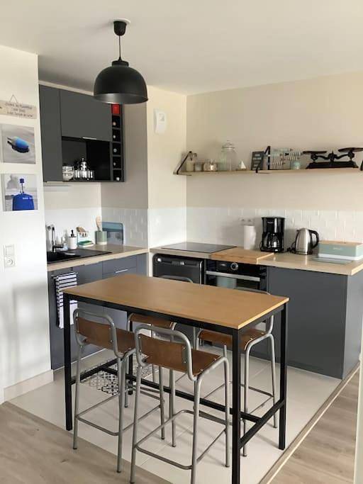 Gîte pour 2 personnes, avec vue et balcon dans Casino de Carnac - 4