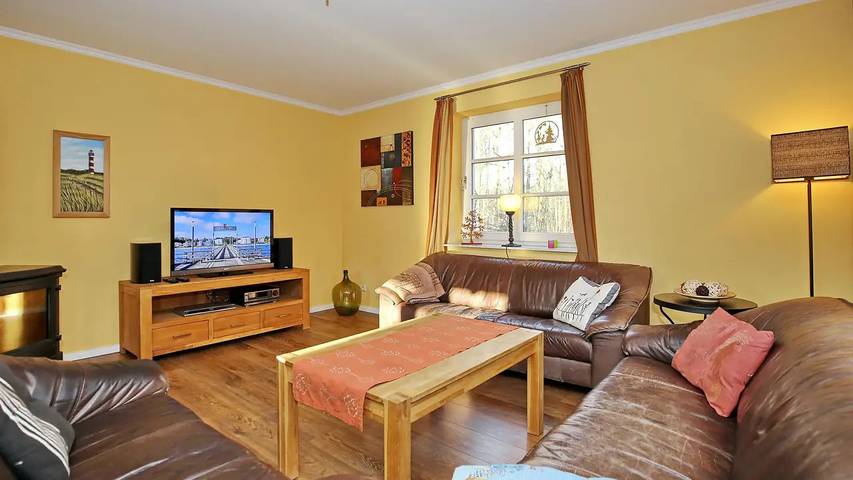 Ferienhaus für 8 Personen, mit Garten und Sauna sowie Terrasse und Whirlpool in Heiligendamm - 2