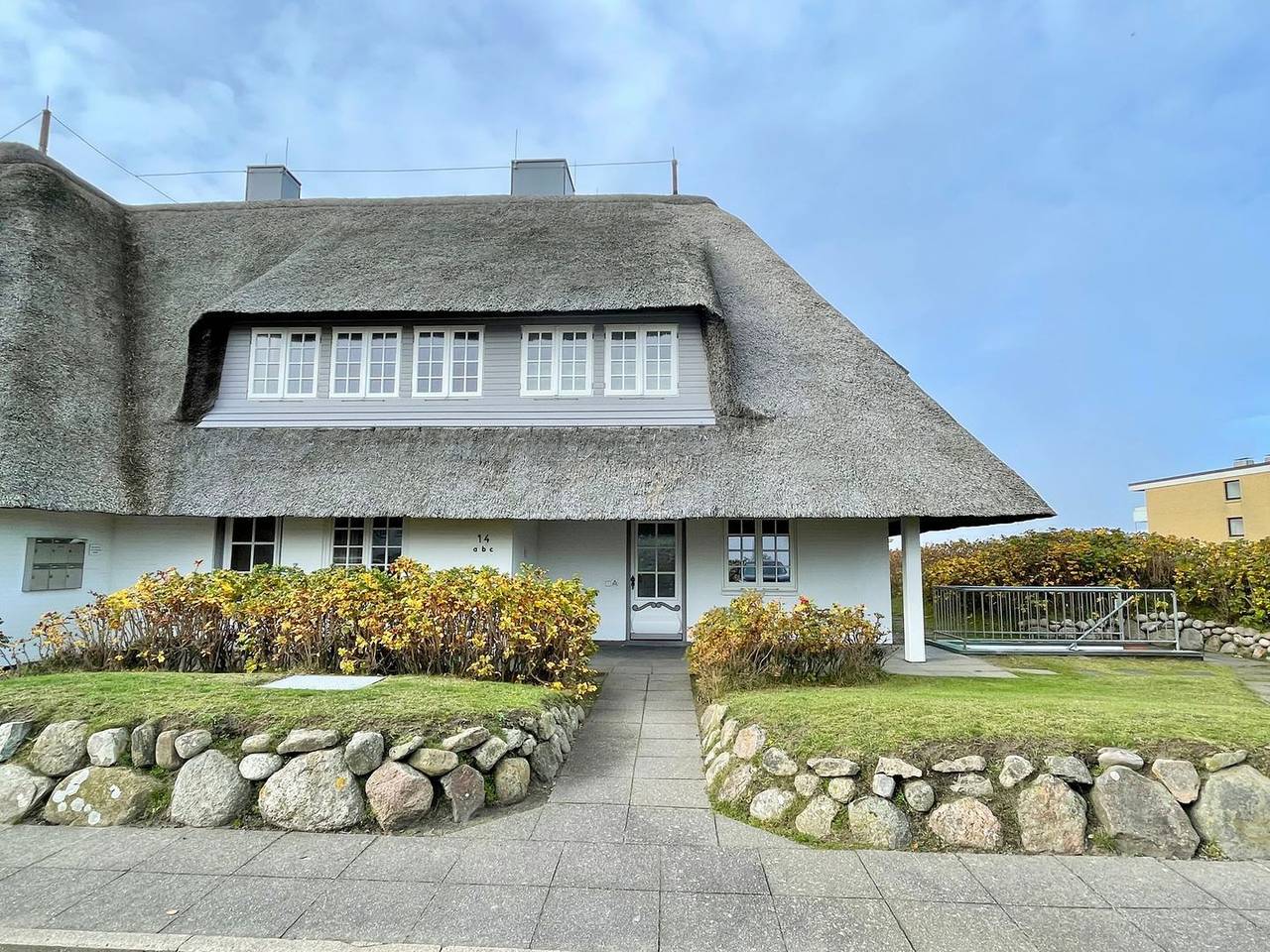 Ganze Wohnung, Hausteil Anco, 100qm mit 3 Schlafzimmern für bis zu 4 Personen in Wenningstedt, Sylt