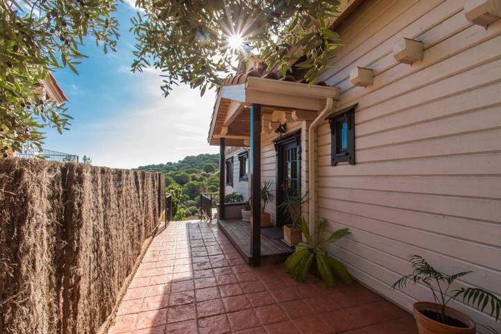 Location de vacances pour 13 personnes, avec vue et sauna ainsi que piscine et jardin à Argentona - 2