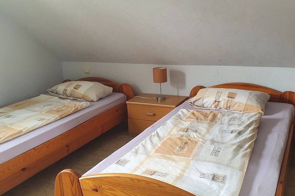 Gemütliches 4-Bett-Homberg-Retreat in Homberg, Knüllgebirge