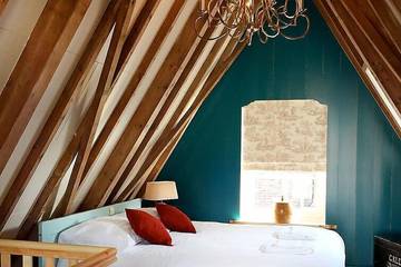 Ferienhaus für 10 Personen, mit Sauna und Balkon sowie Garten in Enkhuizen