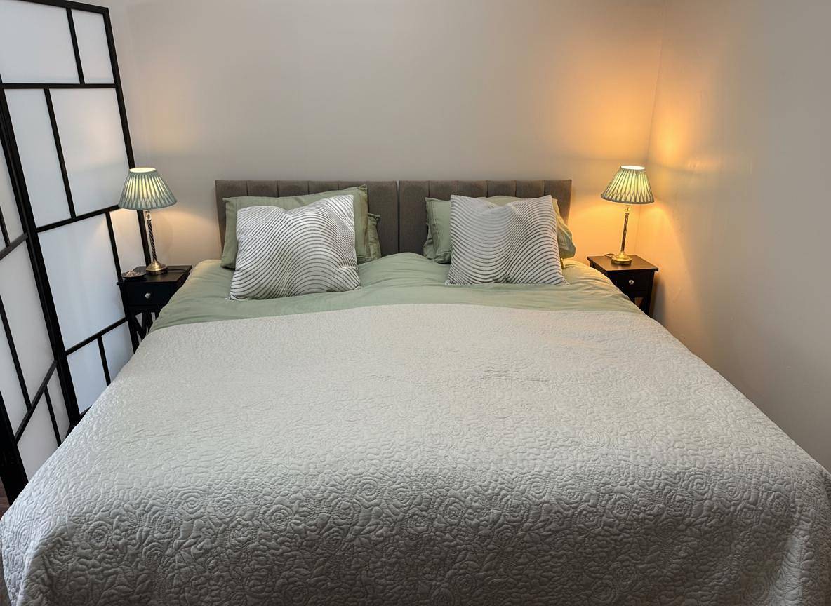 Ganze Ferienwohnung, Annex Studio - Sleeps 2, High-Speed Wifi & Parking in Liverpool, Merseyside