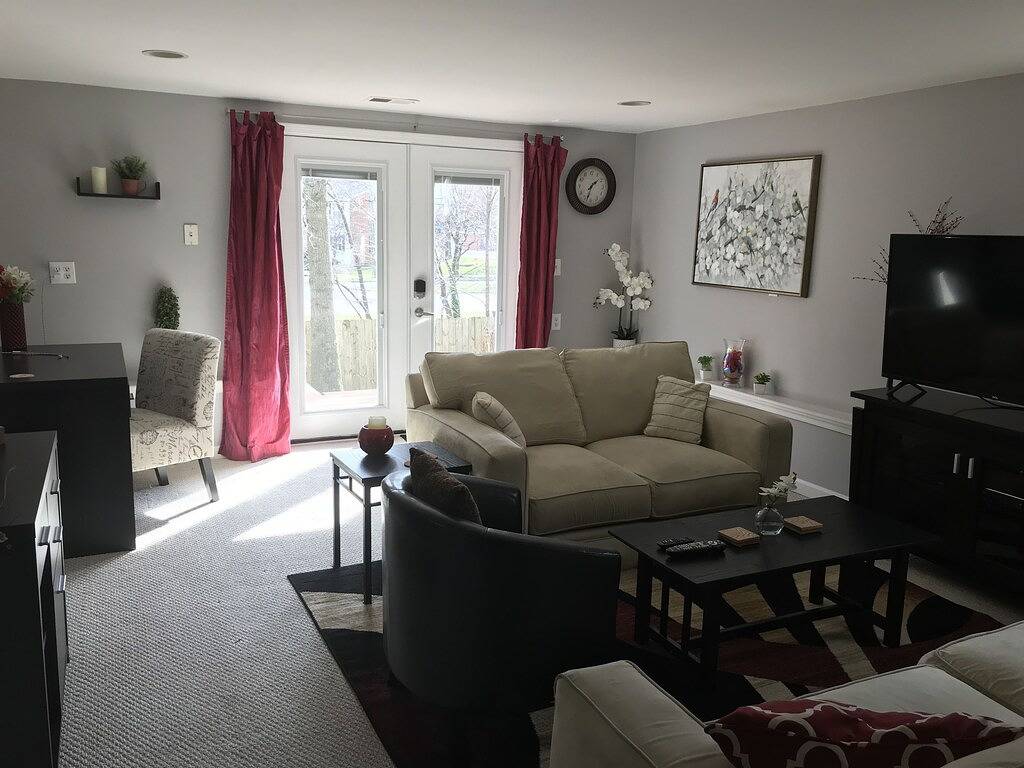 Geräumige Suite in Arlington, nur wenige Minuten von Dc / Dca entfernt in Arlington (VA), Arlington County