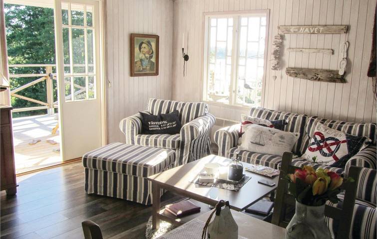 Ferienhaus für 2 Personen mit Terrasse in Västervik und Umgebung