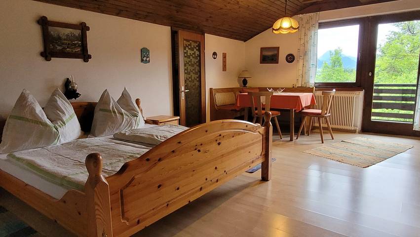 Room for 5 people, with garden and view, child-friendly - 1
