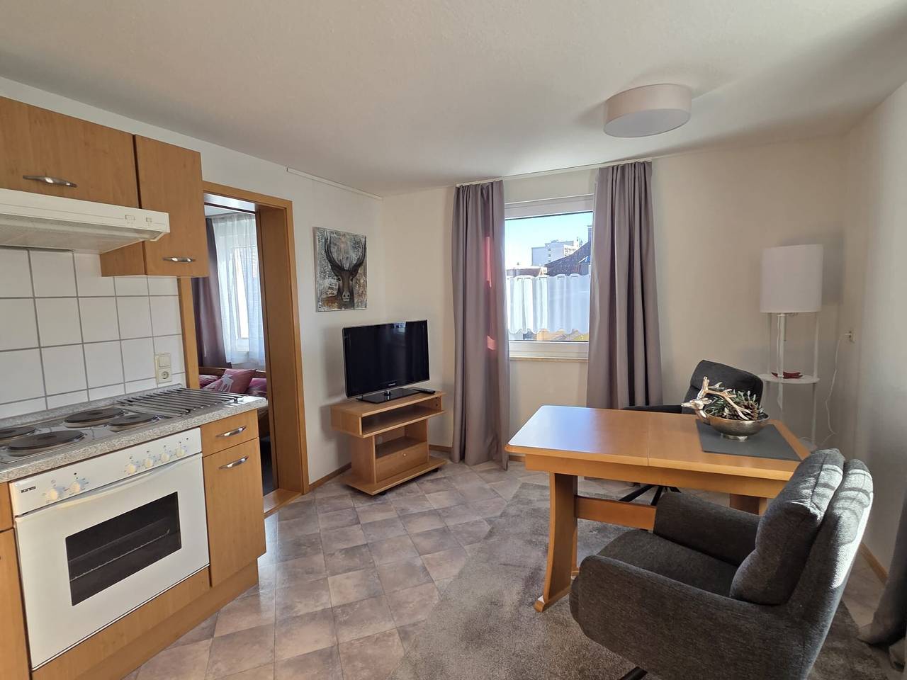 Ganze Wohnung, Ferienwohnung in der Dom-Stadt, Haus Barbara 1. Og mit Bergblick, Terrasse & Wlan in St. Blasien, Südschwarzwald