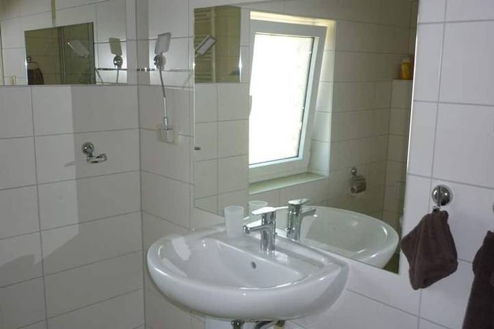 Ferienwohnung für 4 Personen, mit Garten und Terrasse in Byhleguhre-Byhlen - 3
