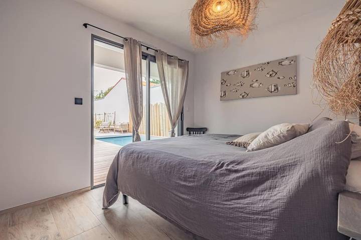 Location de vacances pour 6 personnes, avec terrasse ainsi que piscine et jardin à Marsilly - 2