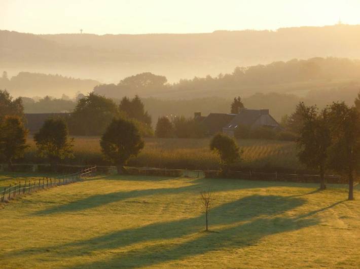 Gîte pour 6 personnes, avec vue ainsi que jardin et piscine, animaux acceptés à Plombières - 4