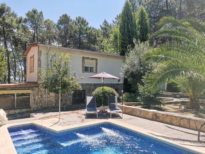 Casa de vacaciones para 6 personas, con vistas además de piscina y jardín, Se admiten mascotas - 1