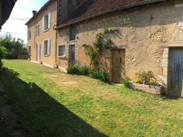 Gîte pour 7 personnes, avec jardin et terrasse, animaux acceptés à Coulaures
