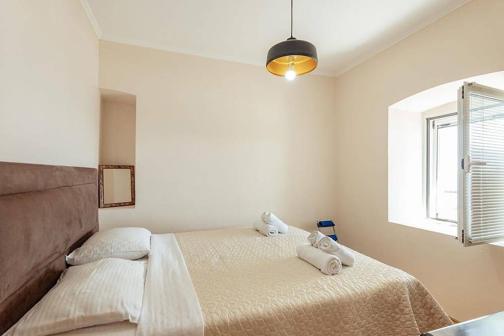 Cozy home in Herceg Novi in Podi-Sasovići, Bay of Kotor
