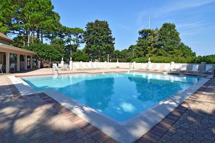 Cabin for 6 people, with terrace and pool the Florida Panhandle