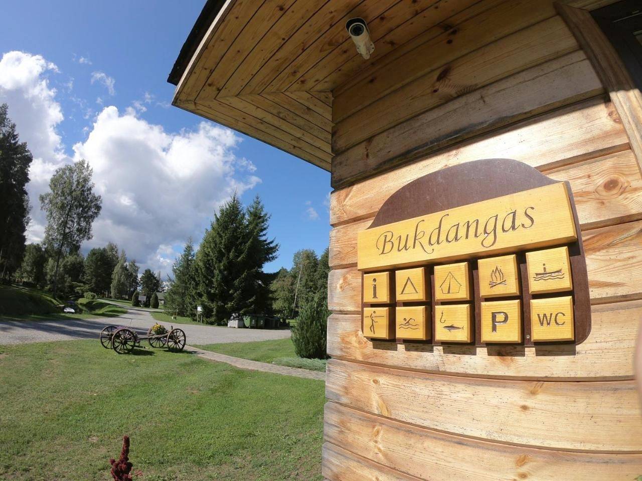 Bukdangas in Talsu novads, Kurland