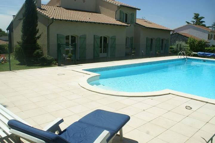 Chalet para 10 personas, con piscina - 1
